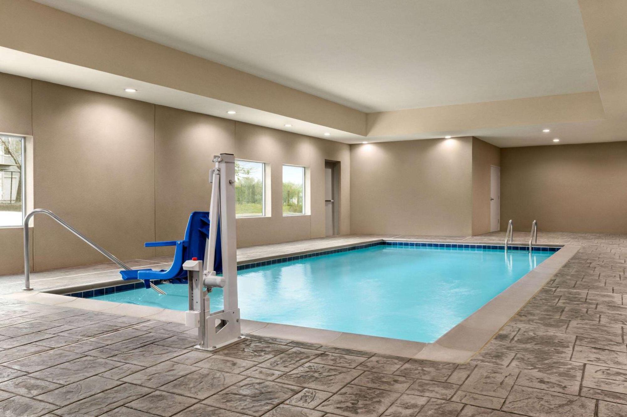 La Quinta Inn & Suites By Wyndham Austin South Exteriér fotografie